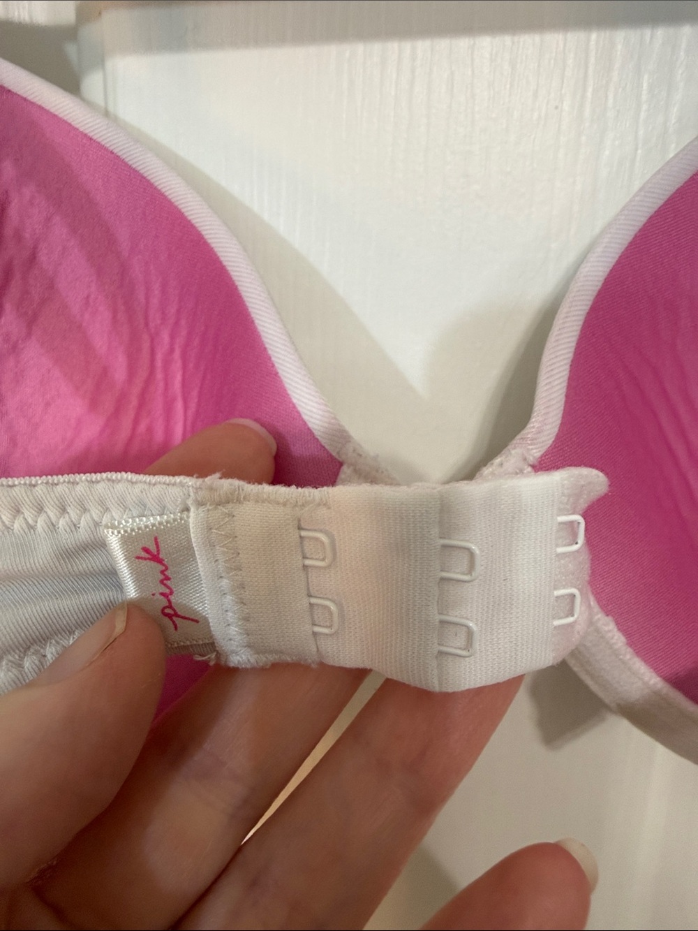 PINK Victoria's Secret White T-Shirt Bra - Picture 8 of 10